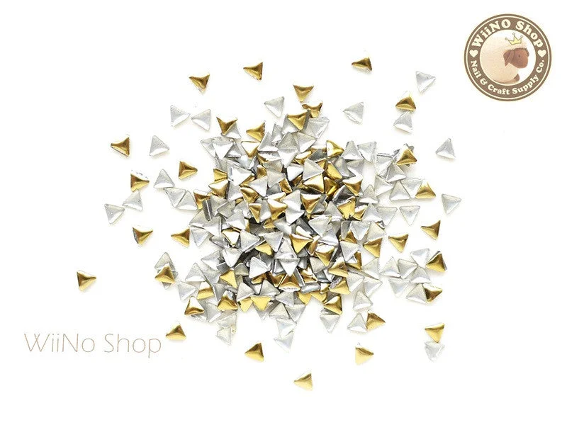 Nail repair varnish-3mm Gold Triangle Metal Studs - 100 pcs