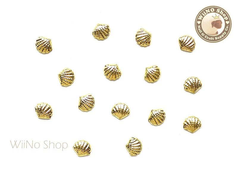 Travel-size nail holder-Gold Cockle Seashell Metal Studs - 10 pcs