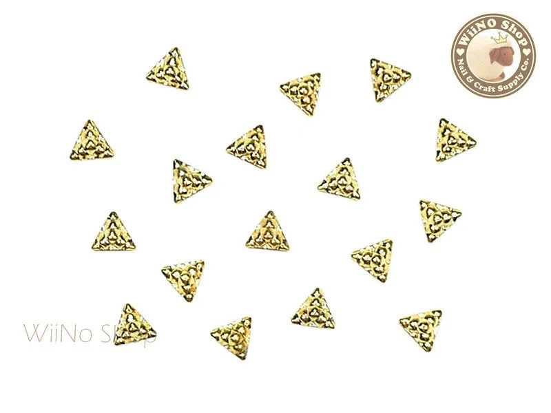 Durable nail gel topper-Gold Pyramid Block Metal Studs - 10 pcs