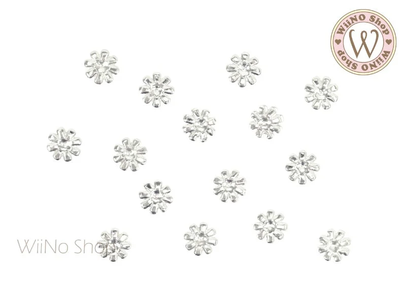 UV-resistant nail polish-Silver Daisy Metal Studs - 10 pcs