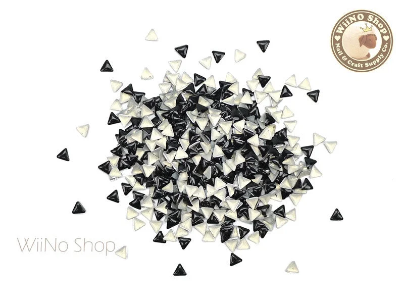 Organic nail remover-3mm Black Triangle Metal Studs - 100 pcs